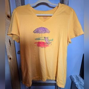 Life is Good Yellow Graphic T-Shirt with Beach Print Large